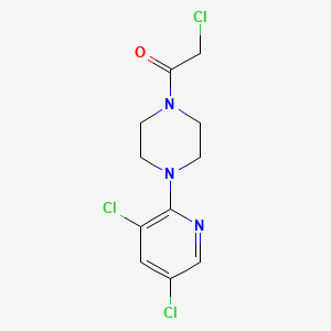 2-Chloro-1-[4-(3,5-dichloropyridin-2-yl)piperazin-1-yl]ethan-1-one