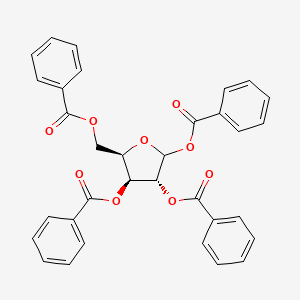 molecular formula C33H26O9 B1453174 1,2,3,4-Tetra-O-benzoyl-D-xylofuranose CAS No. 5432-87-1