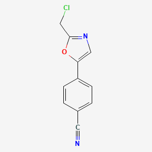 molecular formula C11H7ClN2O B1453992 4-[2-(Chloromethyl)-1,3-oxazol-5-yl]benzonitrile CAS No. 1094318-26-9