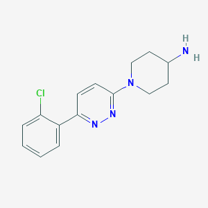 molecular formula C15H17ClN4 B1455677 1-[6-(2-Chlorophenyl)pyridazin-3-yl]piperidin-4-amine CAS No. 1338681-00-7