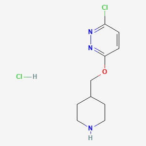 molecular formula C10H15Cl2N3O B1456786 3-Chloro-6-(piperidin-4-ylmethoxy)pyridazine hydrochloride CAS No. 1420845-30-2