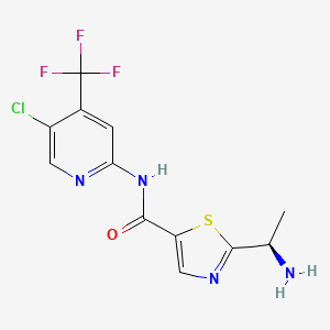 molecular formula C12H10ClF3N4OS B1456817 5-噻唑甲酰胺，2-[(1R)-1-氨基乙基]-N-[5-氯-4-(三氟甲基)-2-吡啶基]- CAS No. 1095823-62-3