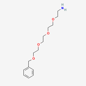 molecular formula C15H25NO4 B1457004 1-Phenyl-2,5,8,11-tetraoxatridecan-13-amine CAS No. 86770-76-5