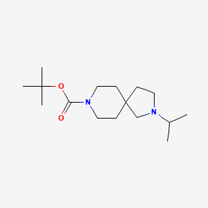 molecular formula C16H30N2O2 B1457198 叔丁基 2-异丙基-2,8-二氮杂螺[4.5]癸烷-8-甲酸酯 CAS No. 1061682-96-9