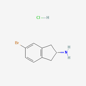 molecular formula C9H11BrClN B1457951 (2R)-5-bromo-2,3-dihydro-1H-inden-2-ylamine hydrochloride CAS No. 370861-59-9