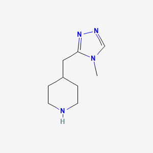 molecular formula C9H16N4 B1458331 4-[(4-methyl-4H-1,2,4-triazol-3-yl)methyl]piperidine CAS No. 1501427-11-7