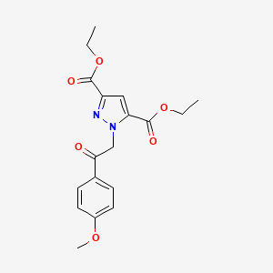 molecular formula C18H20N2O6 B1459044 diethyl 1-[2-(4-methoxyphenyl)-2-oxoethyl]-1H-pyrazole-3,5-dicarboxylate CAS No. 1638612-94-8