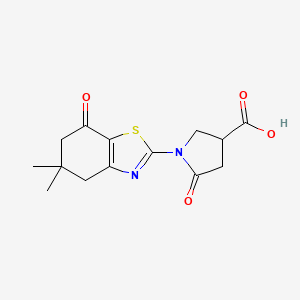 molecular formula C14H16N2O4S B1459929 1-(5,5-二甲基-7-氧代-4,5,6,7-四氢-1,3-苯并噻唑-2-基)-5-氧代吡咯烷-3-羧酸 CAS No. 2173100-93-9