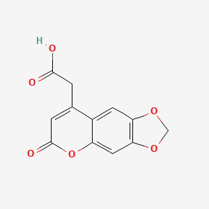 molecular formula C12H8O6 B1461781 4-Carboxymethyl-6,7-methylenedioxycoumarin CAS No. 97744-77-9