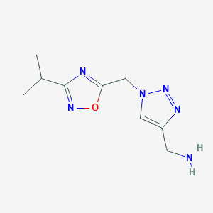 (1-{[3-(propan-2-yl)-1,2,4-oxadiazol-5-yl]methyl}-1H-1,2,3-triazol-4-yl)methanamine