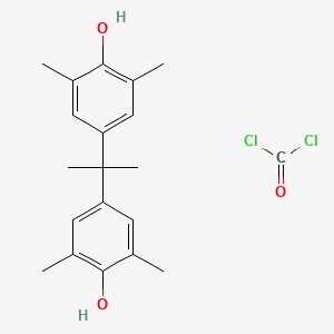 molecular formula C20H24Cl2O3 B14652448 Carbonyl dichloride;4-[2-(4-hydroxy-3,5-dimethylphenyl)propan-2-yl]-2,6-dimethylphenol CAS No. 39399-33-2