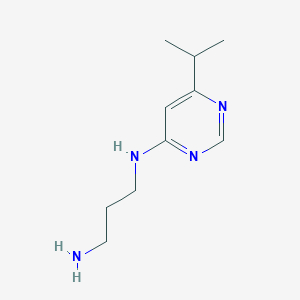 molecular formula C10H18N4 B1465655 N1-[6-(propan-2-yl)pyrimidin-4-yl]propane-1,3-diamine CAS No. 1250812-67-9