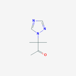 molecular formula C7H11N3O B1467738 3-methyl-3-(1H-1,2,4-triazol-1-yl)butan-2-one CAS No. 1803587-69-0