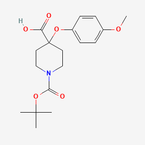 molecular formula C18H25NO6 B1469694 1-(tert-Butoxycarbonyl)-4-(4-methoxyphenoxy)-4-piperidinecarboxylic acid CAS No. 2203015-57-8