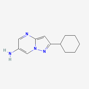 molecular formula C12H16N4 B1470218 2-Cyclohexylpyrazolo[1,5-a]pyrimidin-6-amine CAS No. 1484872-09-4