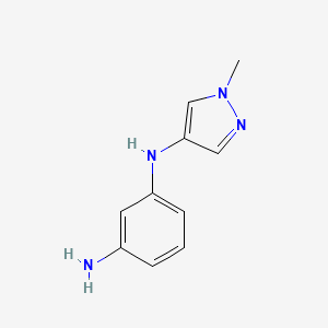 molecular formula C10H12N4 B1471262 1-N-(1-methyl-1H-pyrazol-4-yl)benzene-1,3-diamine CAS No. 1375165-56-2