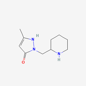 molecular formula C10H17N3O B1471273 3-methyl-1-(piperidin-2-ylmethyl)-1H-pyrazol-5-ol CAS No. 2090583-61-0