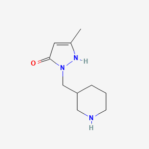 molecular formula C10H17N3O B1471298 3-methyl-1-(piperidin-3-ylmethyl)-1H-pyrazol-5-ol CAS No. 2092100-91-7