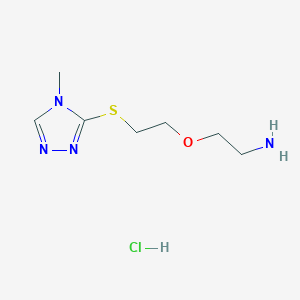 molecular formula C7H15ClN4OS B1471399 2-(2-((4-methyl-4H-1,2,4-triazol-3-yl)thio)ethoxy)ethan-1-amine hydrochloride CAS No. 1864053-96-2