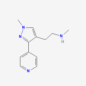 molecular formula C12H16N4 B1472449 N-methyl-2-(1-methyl-3-(pyridin-4-yl)-1H-pyrazol-4-yl)ethan-1-amine CAS No. 1783744-92-2