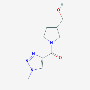 molecular formula C9H14N4O2 B1474116 (3-(hydroxymethyl)pyrrolidin-1-yl)(1-methyl-1H-1,2,3-triazol-4-yl)methanone CAS No. 1787689-13-7