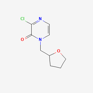 molecular formula C9H11ClN2O2 B1475200 3-chloro-1-((tetrahydrofuran-2-yl)methyl)pyrazin-2(1H)-one CAS No. 1602679-50-4