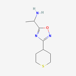 molecular formula C9H15N3OS B1475456 1-(3-(tetrahydro-2H-thiopyran-4-yl)-1,2,4-oxadiazol-5-yl)ethan-1-amine CAS No. 1895623-32-1