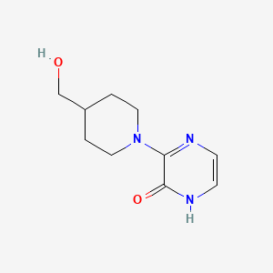 B1475539 3-(4-(hydroxymethyl)piperidin-1-yl)pyrazin-2(1H)-one CAS No. 1593375-72-4