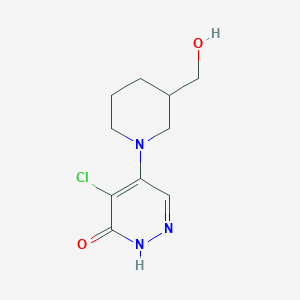 molecular formula C10H14ClN3O2 B1478589 4-chloro-5-(3-(hydroxymethyl)piperidin-1-yl)pyridazin-3(2H)-one CAS No. 2092283-71-9