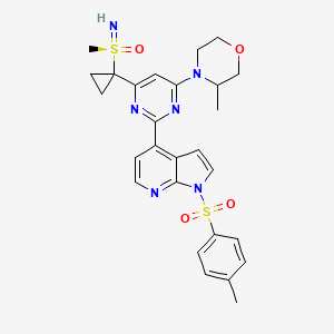 molecular formula C27H30N6O4S2 B14790790 (R)-3-methyl-4-(6-(1-((R)-S-methylsulfonimidoyl)cyclopropyl)-2-(1-tosyl-1H-pyrrolo[2,3-b]pyridin-4-yl)pyrimidin-4-yl)morpholine 