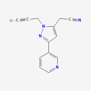 molecular formula C13H10N4 B1479523 2-(1-(prop-2-yn-1-yl)-3-(pyridin-3-yl)-1H-pyrazol-5-yl)acetonitrile CAS No. 2098102-85-1