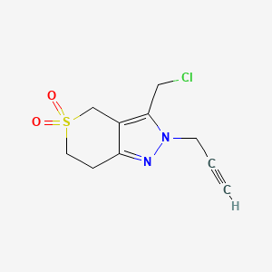 molecular formula C10H11ClN2O2S B1479765 3-(Chloromethyl)-2-(prop-2-yn-1-yl)-2,4,6,7-tetrahydrothiopyrano[4,3-c]pyrazole 5,5-dioxide CAS No. 2092226-35-0