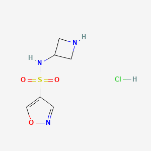 molecular formula C6H10ClN3O3S B1480686 N-(azetidin-3-yl)isoxazole-4-sulfonamide hydrochloride CAS No. 1877420-99-9
