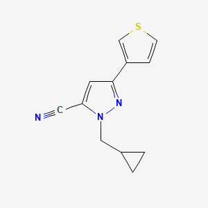 molecular formula C12H11N3S B1481736 1-(cyclopropylmethyl)-3-(thiophen-3-yl)-1H-pyrazole-5-carbonitrile CAS No. 2098041-31-5