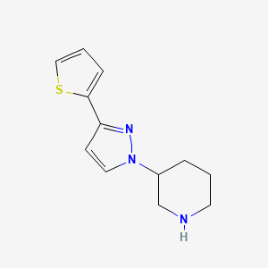 molecular formula C12H15N3S B1482044 3-(3-(thiophen-2-yl)-1H-pyrazol-1-yl)piperidine CAS No. 2098110-53-1