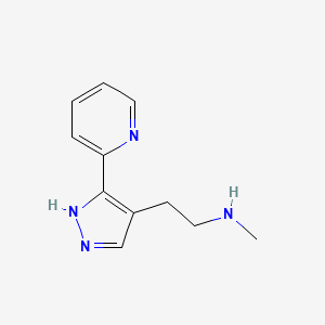 molecular formula C11H14N4 B1483233 N-methyl-2-(3-(pyridin-2-yl)-1H-pyrazol-4-yl)ethan-1-amine CAS No. 2098080-05-6