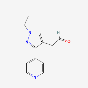 molecular formula C12H13N3O B1483380 2-(1-ethyl-3-(pyridin-4-yl)-1H-pyrazol-4-yl)acetaldehyde CAS No. 2097986-59-7