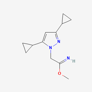 molecular formula C12H17N3O B1483766 methyl 2-(3,5-dicyclopropyl-1H-pyrazol-1-yl)acetimidate CAS No. 2097986-57-5