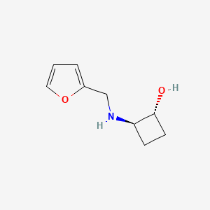 molecular formula C9H13NO2 B1484806 trans-2-{[(Furan-2-yl)methyl]amino}cyclobutan-1-ol CAS No. 1867436-56-3