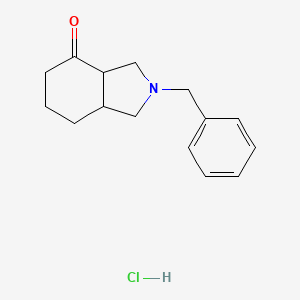 molecular formula C15H20ClNO B1486246 2-Benzyloctahydro-4H-isoindol-4-one hydrochloride CAS No. 2206968-20-7