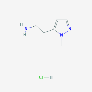 molecular formula C6H12ClN3 B1486282 2-(1-Methyl-1H-pyrazol-5-yl)-1-ethanamine hydrochloride CAS No. 2204587-83-5