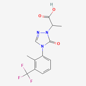 molecular formula C13H12F3N3O3 B1486364 2-{4-[2-Methyl-3-(trifluoromethyl)phenyl]-5-oxo-4,5-dihydro-1H-1,2,4-triazol-1-yl}propanoic acid CAS No. 2205384-96-7