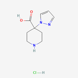molecular formula C9H14ClN3O2 B1487321 4-(1H-Pyrazol-1-yl)-4-piperidinecarboxylic acid hydrochloride CAS No. 2203716-31-6