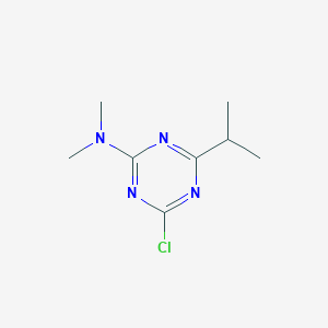 molecular formula C8H13ClN4 B1487900 4-chloro-N,N-dimethyl-6-(propan-2-yl)-1,3,5-triazin-2-amine CAS No. 1139245-78-5