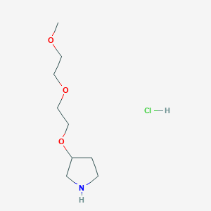 molecular formula C9H20ClNO3 B1488010 2-(2-Methoxyethoxy)ethyl 3-pyrrolidinyl ether hydrochloride CAS No. 1220017-03-7