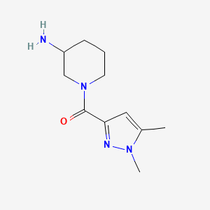 molecular formula C11H18N4O B1488682 (3-aminopiperidin-1-yl)(1,5-dimethyl-1H-pyrazol-3-yl)methanone CAS No. 1698451-25-0