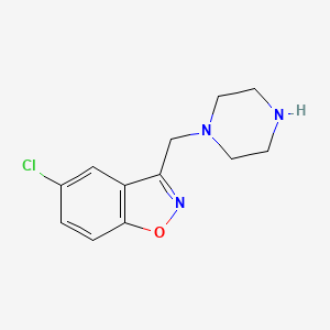 molecular formula C12H14ClN3O B1489250 5-Chloro-3-(piperazin-1-ylmethyl)benzo[d]isoxazole CAS No. 2098117-37-2