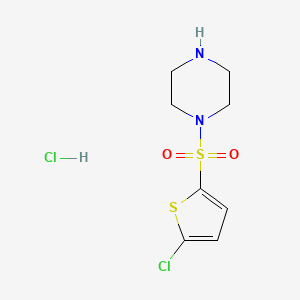 molecular formula C8H12Cl2N2O2S2 B1489357 1-[(5-Chlorothiophen-2-yl)sulfonyl]piperazine hydrochloride CAS No. 1443423-41-3