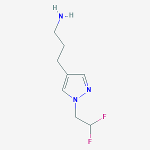 molecular formula C8H13F2N3 B1489373 3-[1-(2,2-difluoroethyl)-1H-pyrazol-4-yl]propan-1-amine CAS No. 1780161-40-1