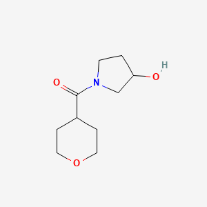 molecular formula C10H17NO3 B1489773 1-(Oxane-4-carbonyl)pyrrolidin-3-ol CAS No. 1339867-09-2